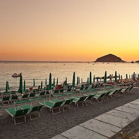 Szálloda Parco Smeraldo Terme Barano dʼIschia