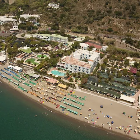 酒店 斯莫拉尔多温泉公园酒店 4*