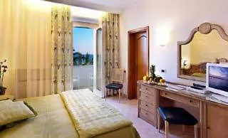 斯莫拉尔多温泉公园酒店 巴拉诺迪斯基亚