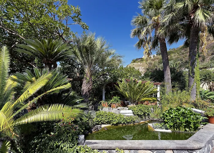 斯莫拉尔多温泉公园酒店